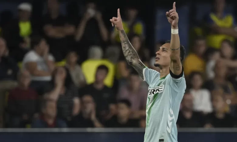Antony dá empate ao Betis em Villarreal na luta pelo pódio em Espanha