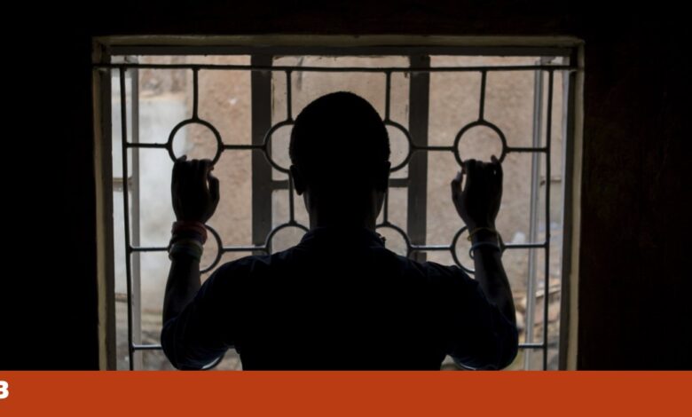 Casas para refugiados LGBTQ+ no Quénia estão “sobrelotadas” devido aos cortes na ajuda internacional