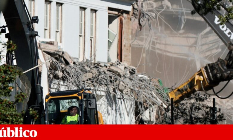 Começou “demolição” na Casa Branca. Trump faz salão de baile por 172 milhões de euros