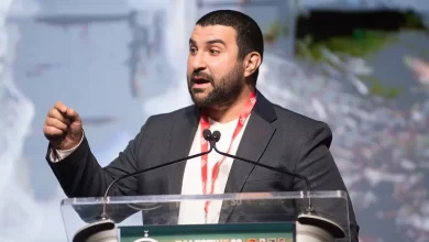 Comentador político britânico detido pelo ICE no aeroporto da Califórnia