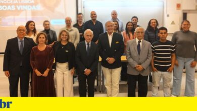 Curso abre oportunidade para brasileiros em Portugal concluírem o ensino médio