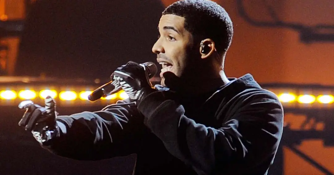 Drake é processado por promover jogo de apostas ilegal