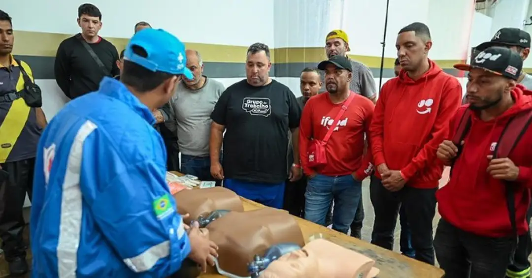 Entenda a parceria firmada entre Ministério da Saúde e iFood