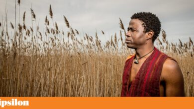 Kimi Djabaté, mestre griot que partiu mundo fora, celebra 25 anos de carreira em Lisboa