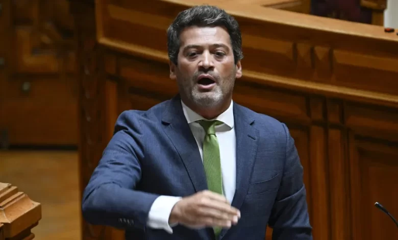 Líder do Chega diz que Amnistia é "feudo da esquerda" por críticas à proibição da burca