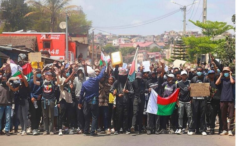 Madagáscar: Manifestantes exigem demissão do Presidente André Rajoelina
