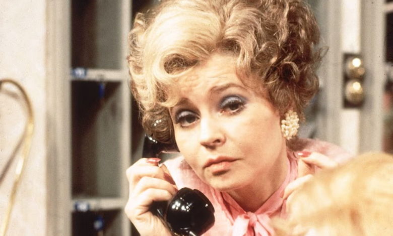 Morreu a actriz britânica Prunella Scales, de<em> Fawlty Towers</em>