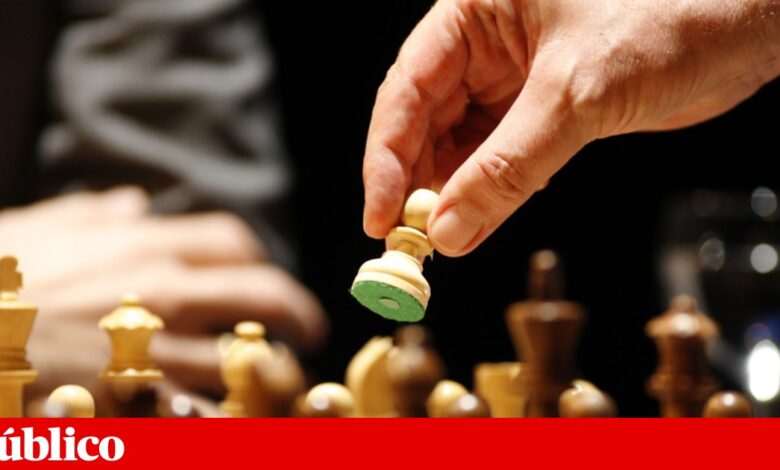 Morte de Naroditsky levanta a cortina para o drama e <em>doping </em> no xadrez