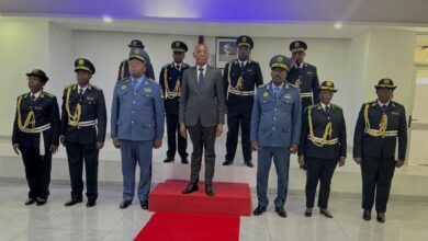 Novos comandantes tomam posse