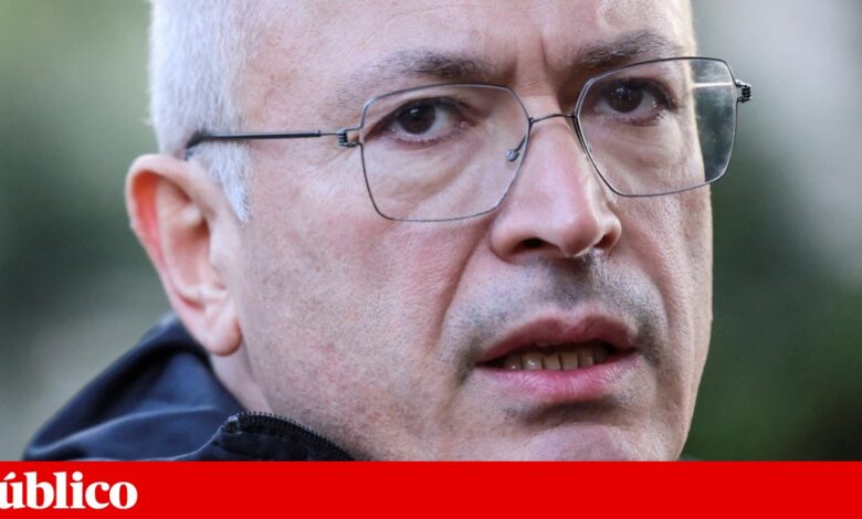 Rússia acusa Khodorkovski e outros opositores exilados de planearem tomada do poder