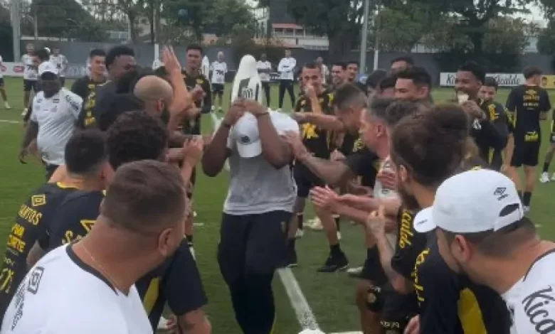 Segurança do Santos deu bolada à filha de Neymar e plantel 'vingou-se'