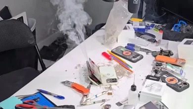 Teste a telemóvel dobrável da Google tem um final 'explosivo'