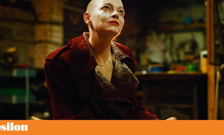 <em>Bugonia</em>, de Yorgos Lanthimos: a sociologia como circo