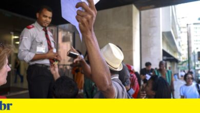 “A AIMA se transformou em máquina de moer imigrantes”: as queixas contra a agência