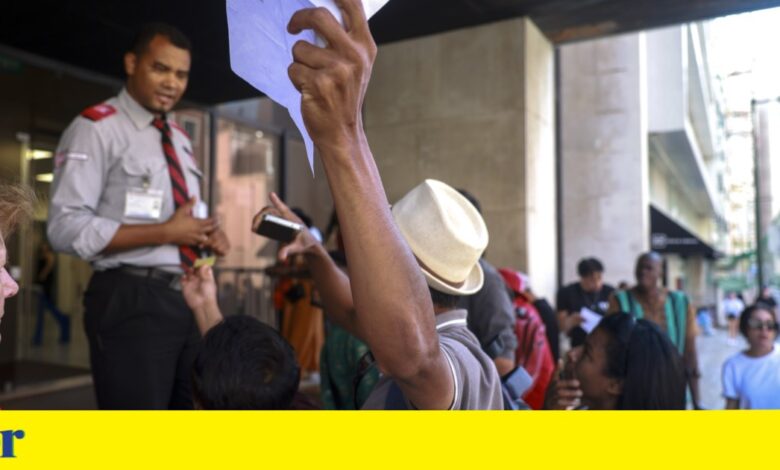 “A AIMA se transformou em máquina de moer imigrantes”: as queixas contra a agência