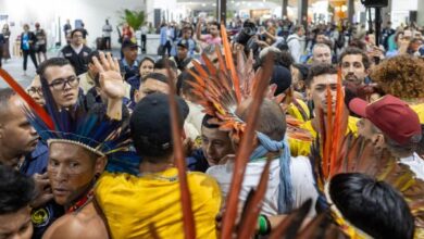 Activistas invadem área restrita da COP-30
