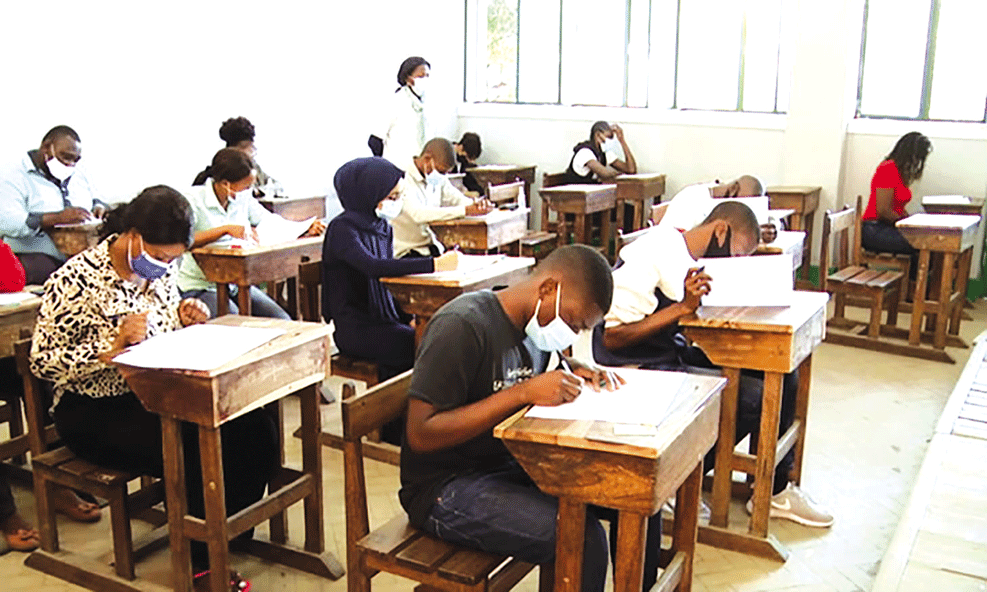 Alunos refugiados incluídos nos exames finais