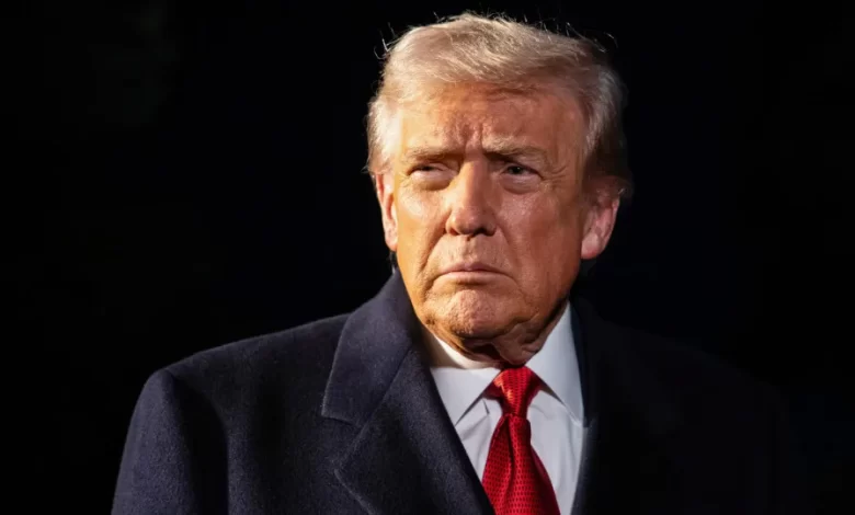 Aprovação de gestão do governo por Trump caiu 10 pontos desde março