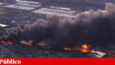 Avião de carga despenha-se nos EUA e faz feridos