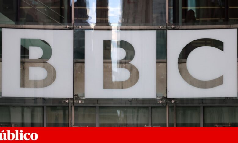 BBC pede desculpas a Trump por edição enganosa, mas rejeita difamação