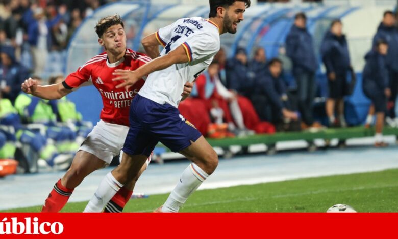 Benfica continua na Taça de Portugal e continua cinzento