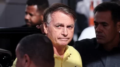Bolsonaro fica em prisão preventiva após danificar pulseira eletrónica