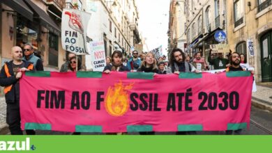 Centenas marcham em Lisboa pelo fim dos combustíveis fósseis até 2030