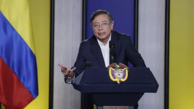 Colômbia alerta para contradição entre projeto democrático e mundo atual