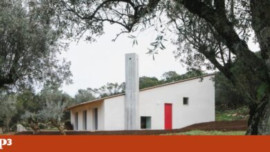 Em Ansião, uma casinha que nasceu da paisagem foi devolvida ao seu lugar