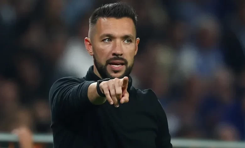 Farioli volta a revolucionar FC Porto. Eis os onzes em Famalicão
