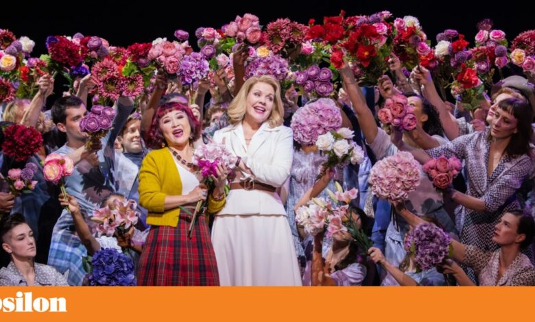 Fim-de-semana na TV: de Angola ao Japão, com o nosso Papa e <em>As Horas </em>