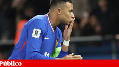 França goleia Ucrânia e junta-se a ingleses no Mundial2026