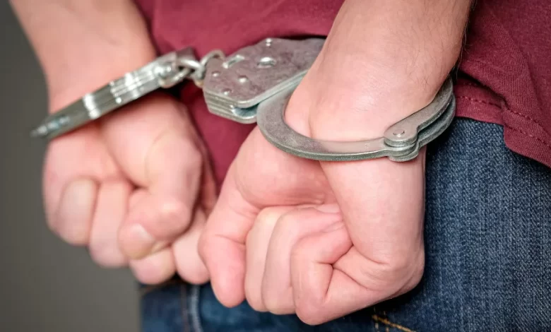 Indemnizada em 23 mil euros por detenção errada. Escola fez a queixa