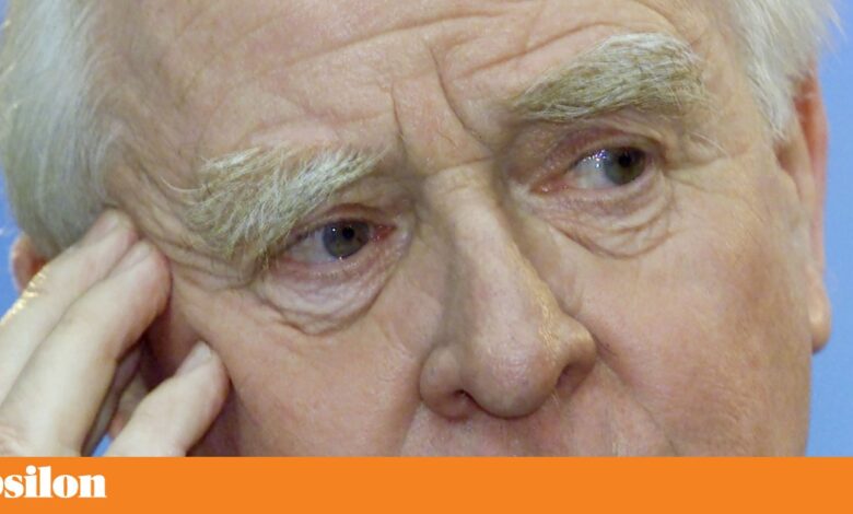 Introdução de Tim Cornwell ao livro <em>Um Espião em Privado - As Cartas de John le Carré</em>