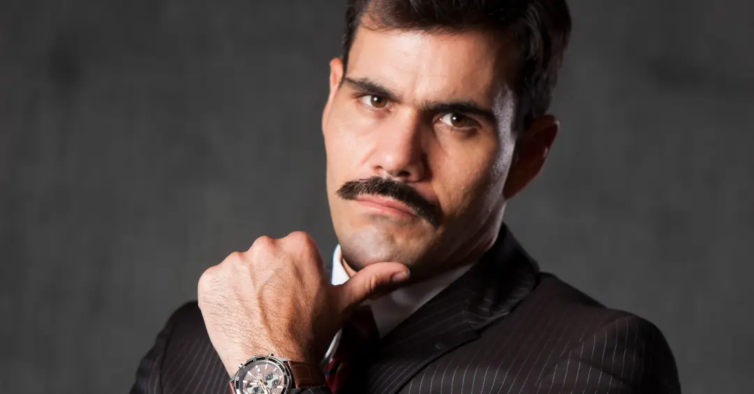 Juliano Cazarré alfineta tendência vista em novelas da TV Globo