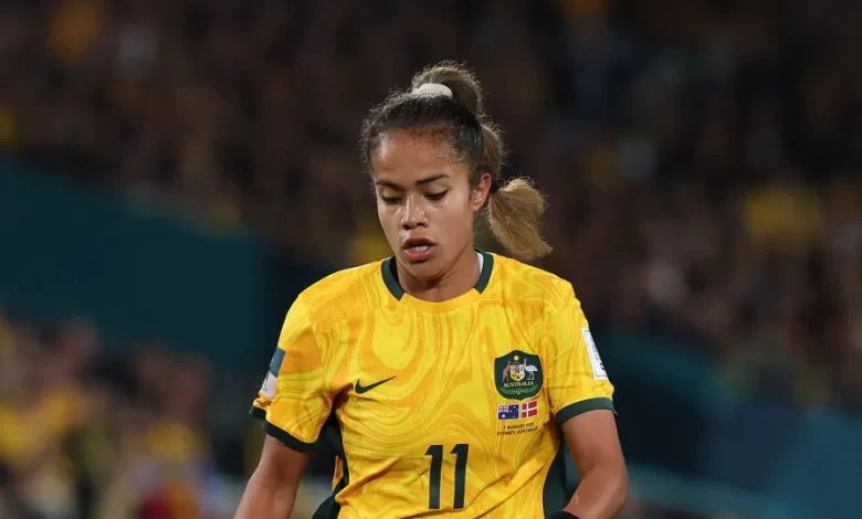 Mary Fowler recorda abuso racial no Montpellier, que ameaça com a justiça