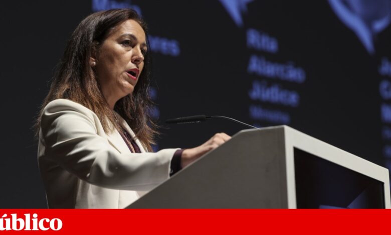 Ministra da Justiça promete alterar regime de custas judiciais até final do ano