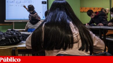 Missão Escola Pública: “Estado não consegue garantir todos os professores, mas promete tutores digitais”