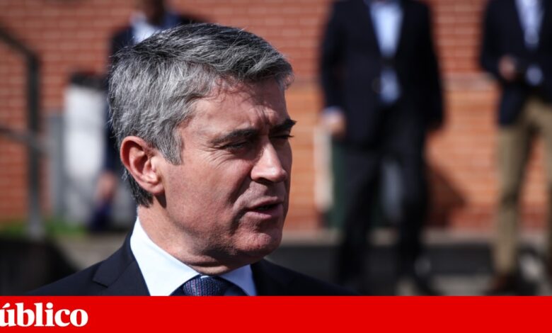 Morte de grávida: Carneiro apela à responsabilidade de Montenegro, IL pede “reformas”