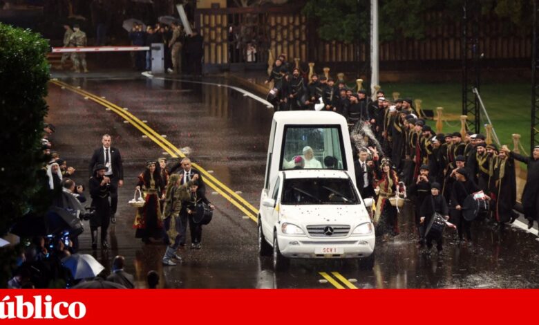 Nem a chuva fez arredar as multidões que receberam o Papa no Líbano