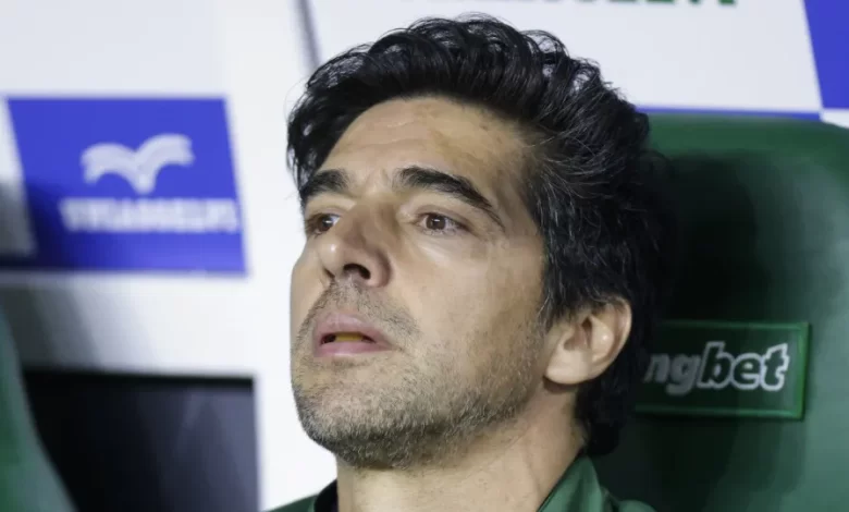 No festival de Abel, toca-se 'Roque' e o Palmeiras lança-se pelo título