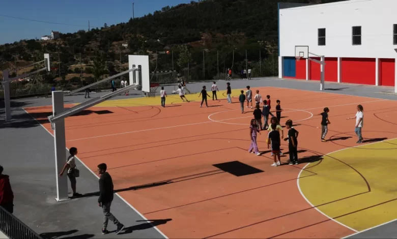 Portugueses estão entre os melhores do mundo a Inglês