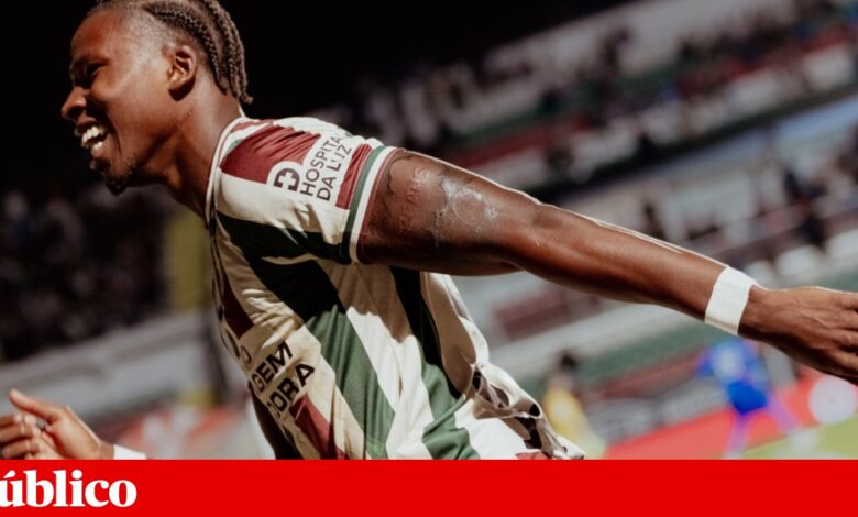 Quem é Sidny Cabral, autor de um <em>hat-trick</em> que pode valer bilhete para o Mundial?