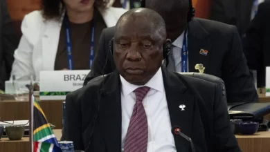 Ramaphosa denuncia desinformação que influencia ataques dos EUA