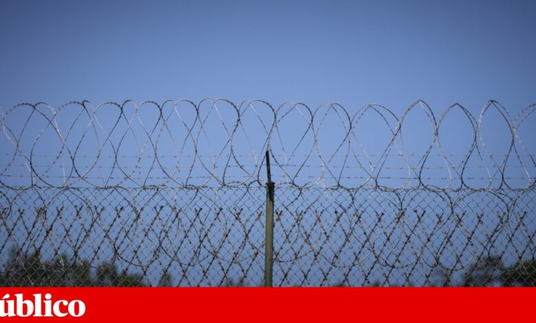 Reclusa provoca incêndio na prisão de Tires