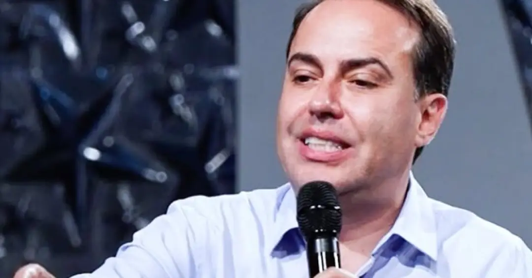 Rinaldi Faria se pronuncia sobre polêmica saída do SBT
