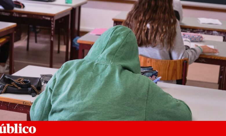 Só uma minoria dos alunos que chumbam a Matemática consegue recuperar no ano seguinte