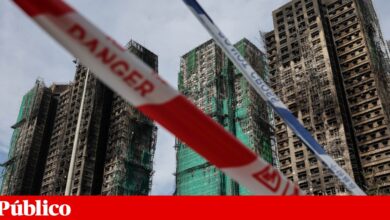 Sobe para 128 o número de mortos no incêndio de Hong Kong. Há 200 pessoas desaparecidas