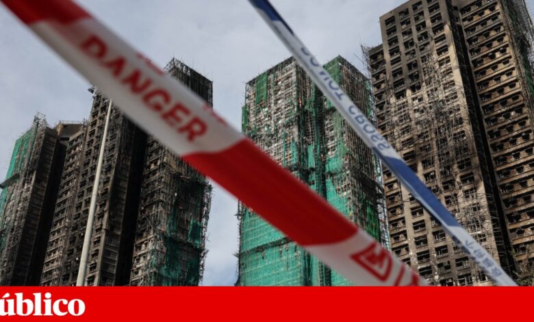 Sobe para 128 o número de mortos no incêndio de Hong Kong. Há 200 pessoas desaparecidas