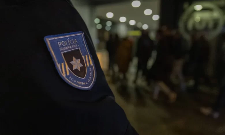 Tiroteio entre grupo de jovens na estação do Fogueteiro, no Seixal